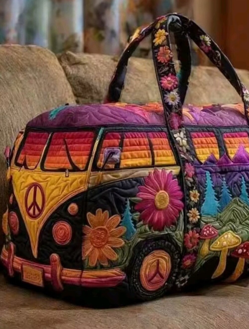 🧳🌈New‼️Weekend Bag - Black/Multi Color🧳🌈 - Picture 2 of 3